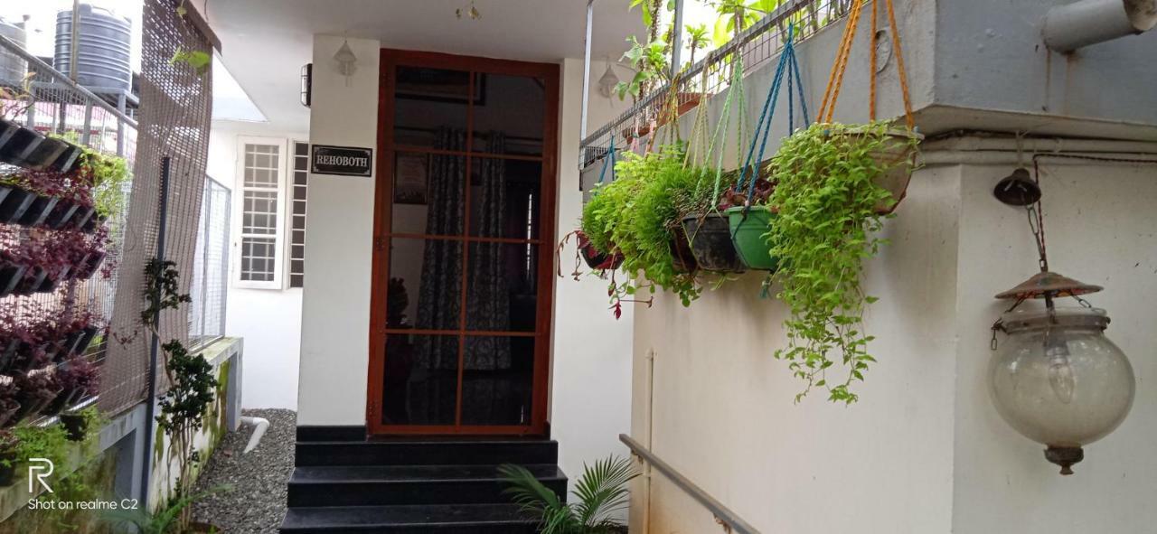 Bethel Residency Hotel Kochi Luaran gambar